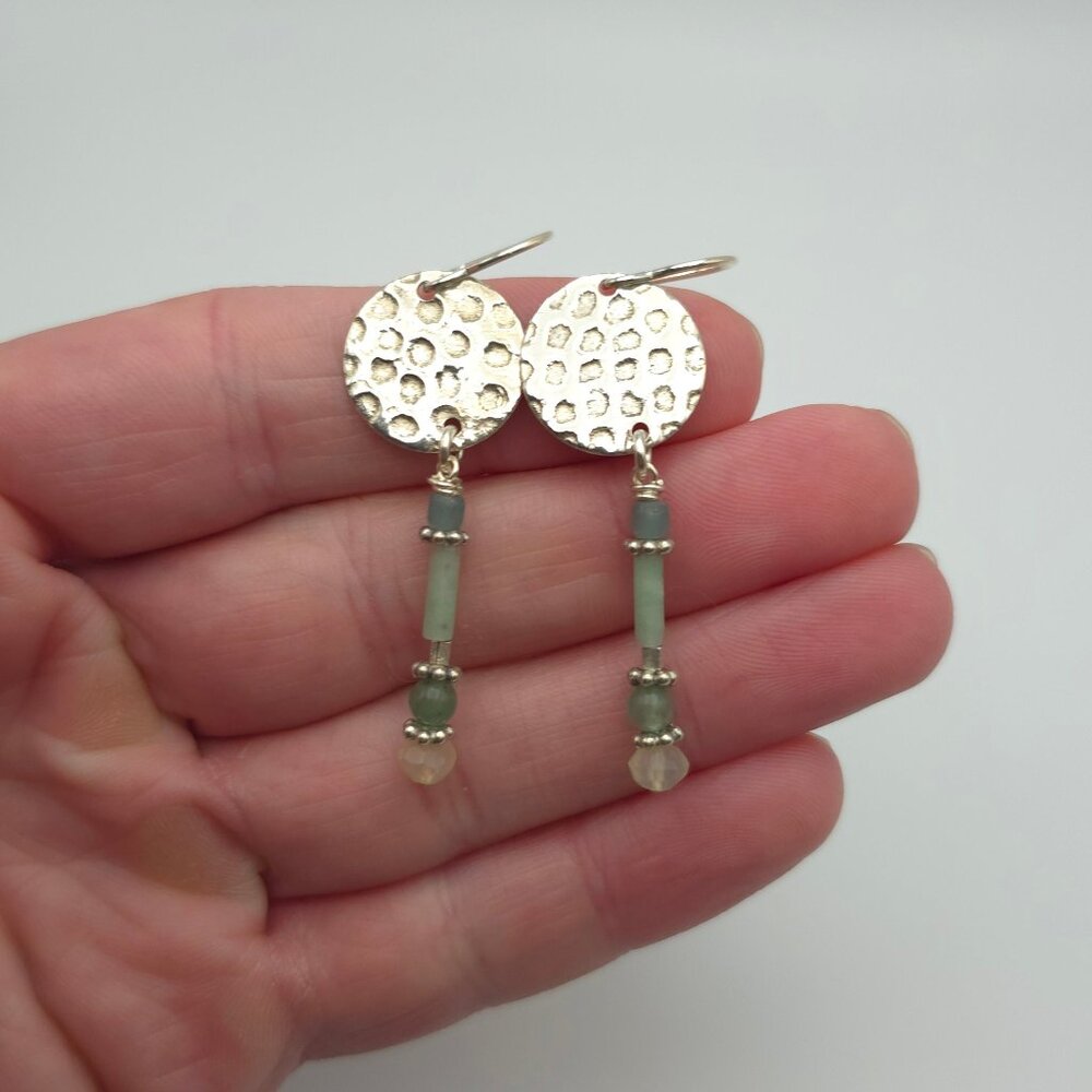 925 Sterling Silver Hammered Nephrite And Chrysoprase Dangle Earrings